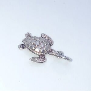 Vtg Sterling Silver Sea Turtle Pendant Charm .6”